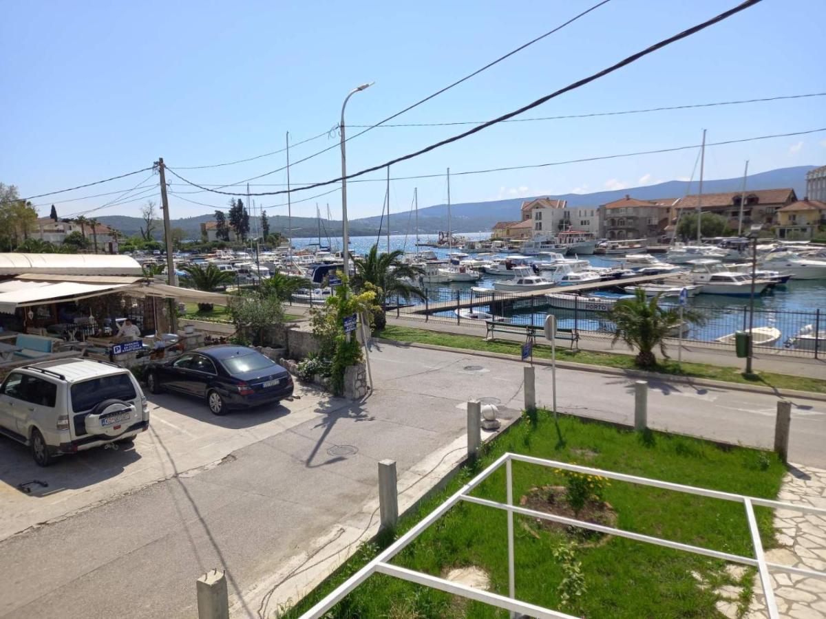 Apartament Old Marine House Tivat Zewnętrze zdjęcie