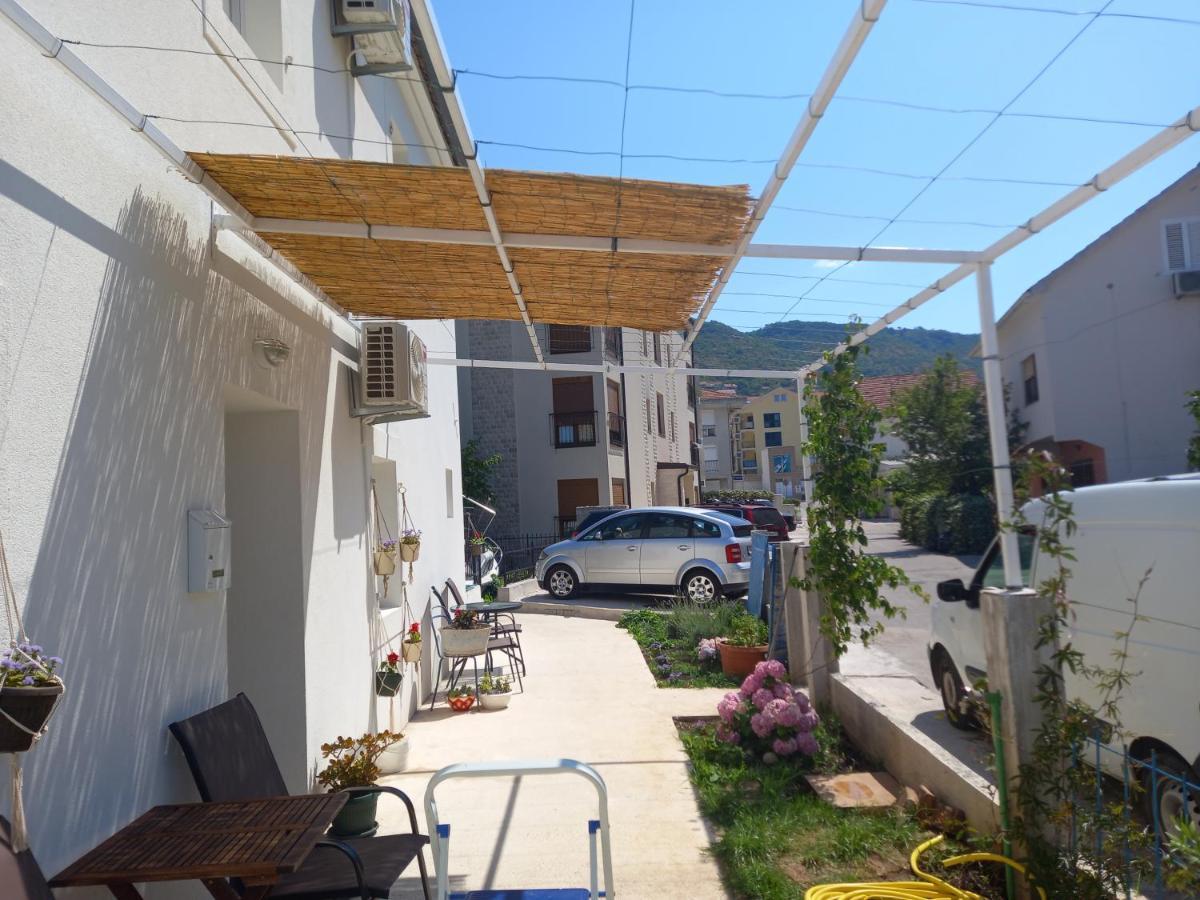 Apartament Old Marine House Tivat Zewnętrze zdjęcie